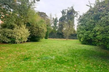 Terrain à bâtir de 650 m² à Janville-sur-Juine