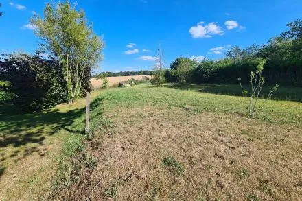 Terrain à bâtir de 820 m² à Méréville