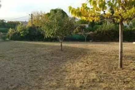 Terrain à bâtir de 290 m² à Angervilliers